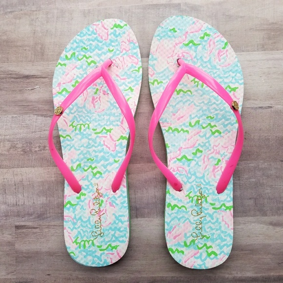 Lilly Pulitzer Shoes - Lilly Pulitzer Lobstah Roll Flip Flops